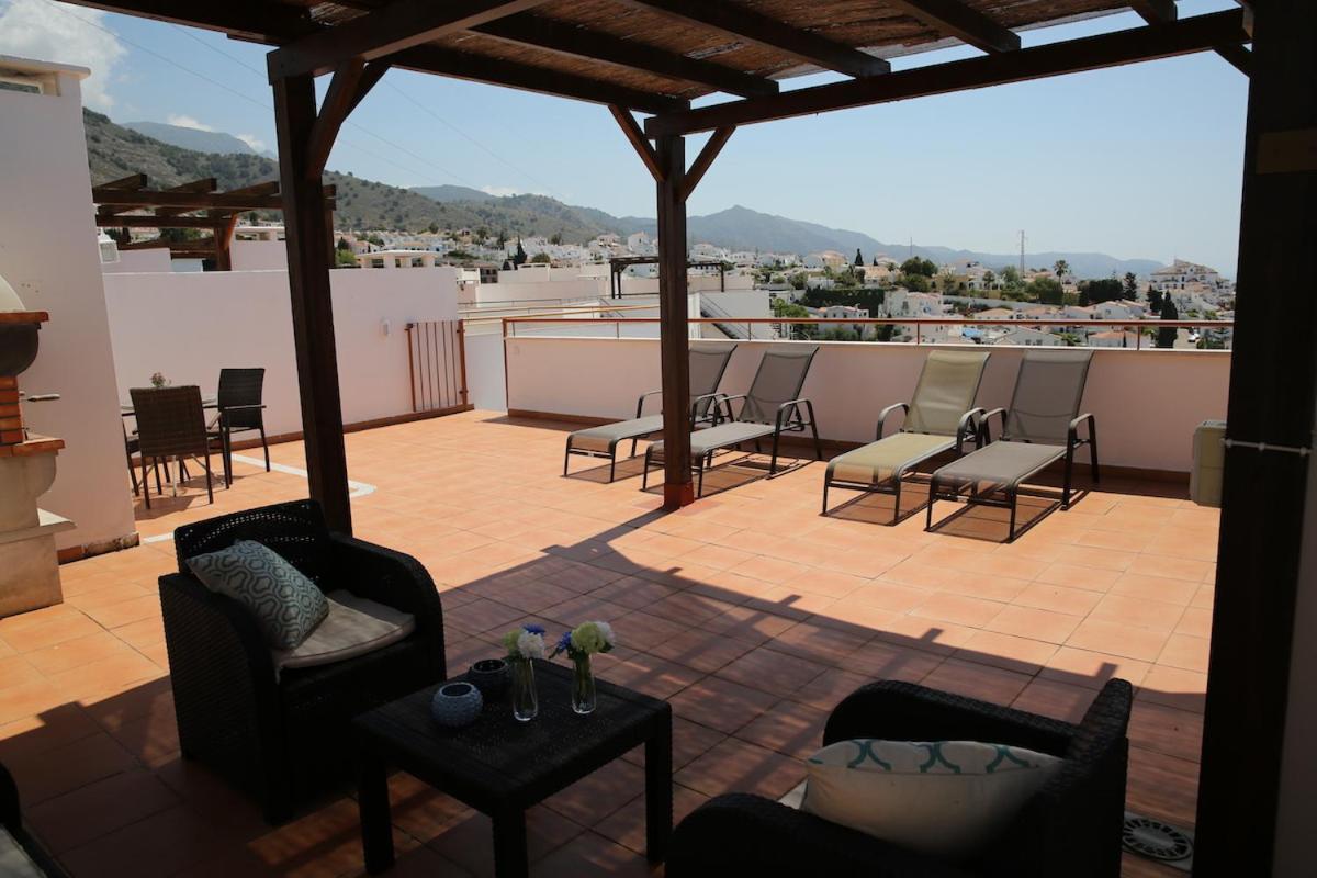 Andaluz Apartments Mar De Nerja Exterior foto