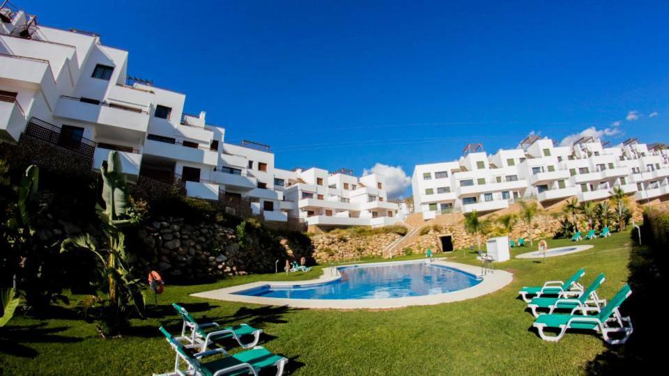 Andaluz Apartments Mar De Nerja Exterior foto