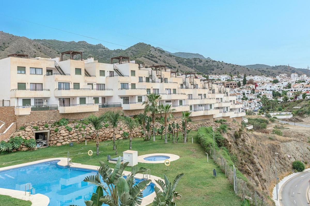 Andaluz Apartments Mar De Nerja Exterior foto